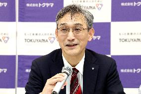 Tokuyama President Change Press Conference
